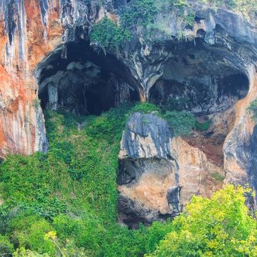 Lanta Talabeng Kayaking