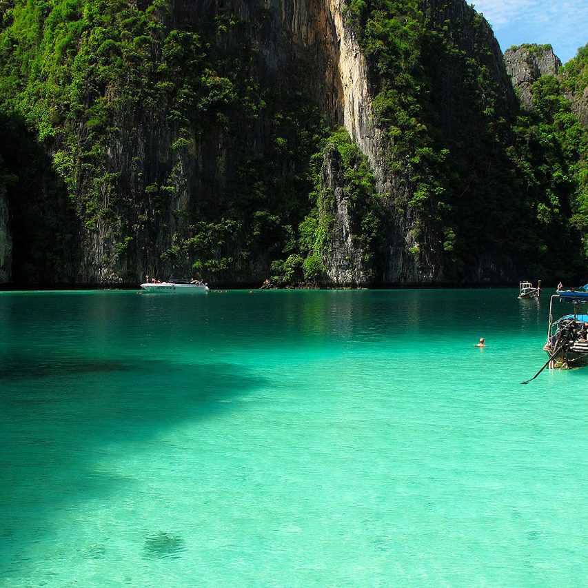 Phi Phi Islands 3 Days 2 Nights Package