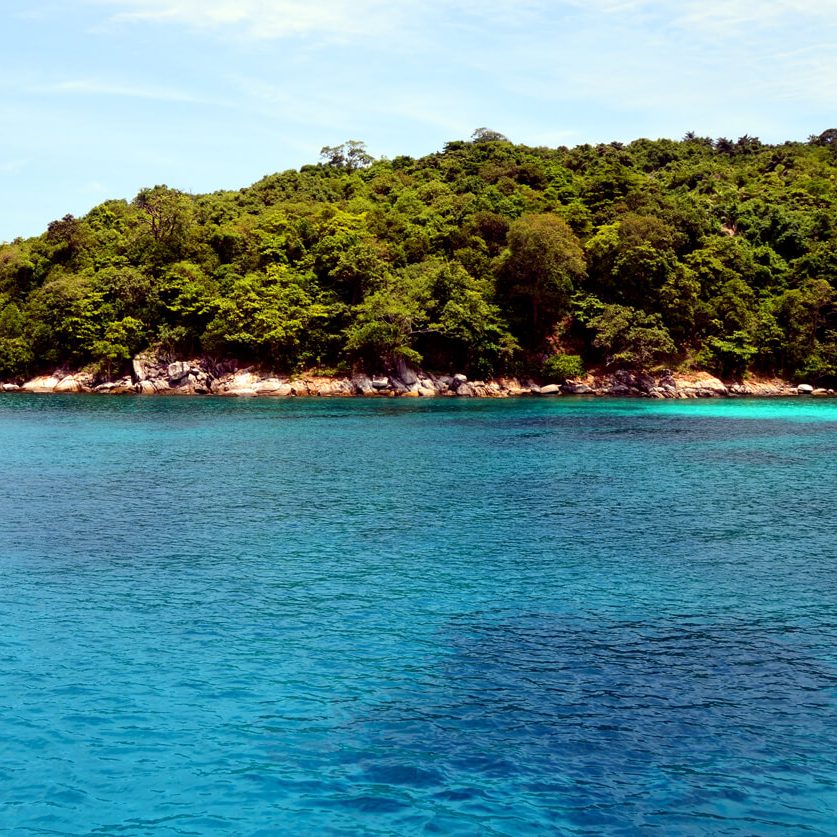 Raya Noi Raya Maiton Island